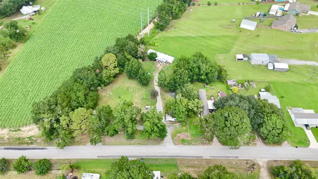 Small MHP For Sale - Youngsville, LA thumbnail 2