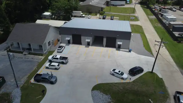 9995 Barringer Foreman Rd Suite 1 thumbnail 3