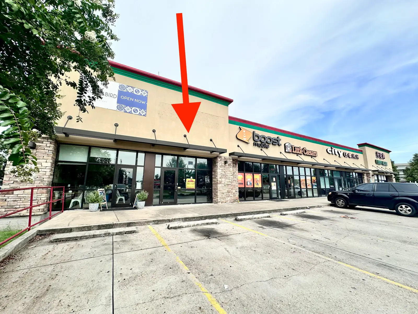 3000 Loyola Dr