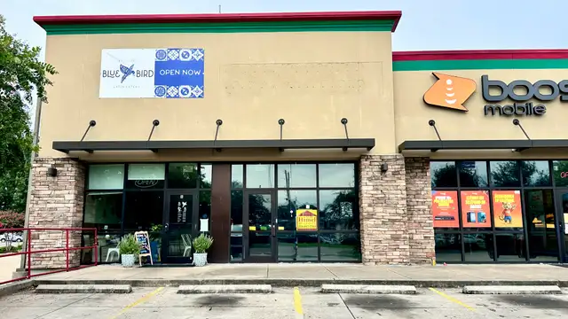 3000 Loyola Dr thumbnail 3