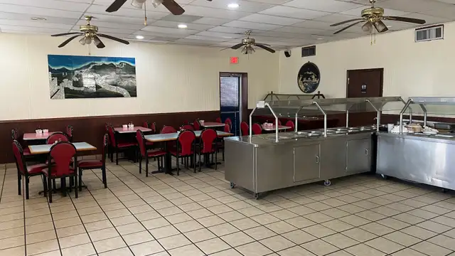 Turn-key Broad Street restaurant with drive-thru and FF&E included. thumbnail 3