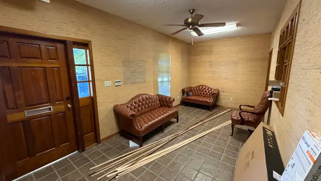 4920 Jamestown Ave thumbnail 2