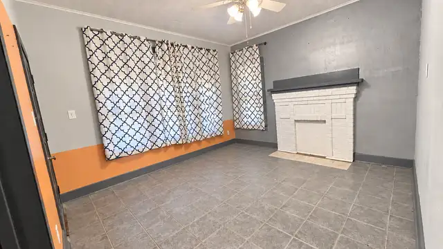 112 N Chestnut St thumbnail 5