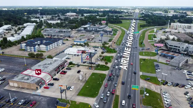±2,644 SF Retail Space Available thumbnail 4