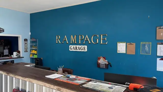 Established Auto Repair Facility Located on High Traffic Corner with Premium Visibility thumbnail 3