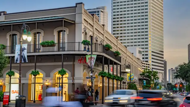 French Quarter Executive Office Space thumbnail 3
