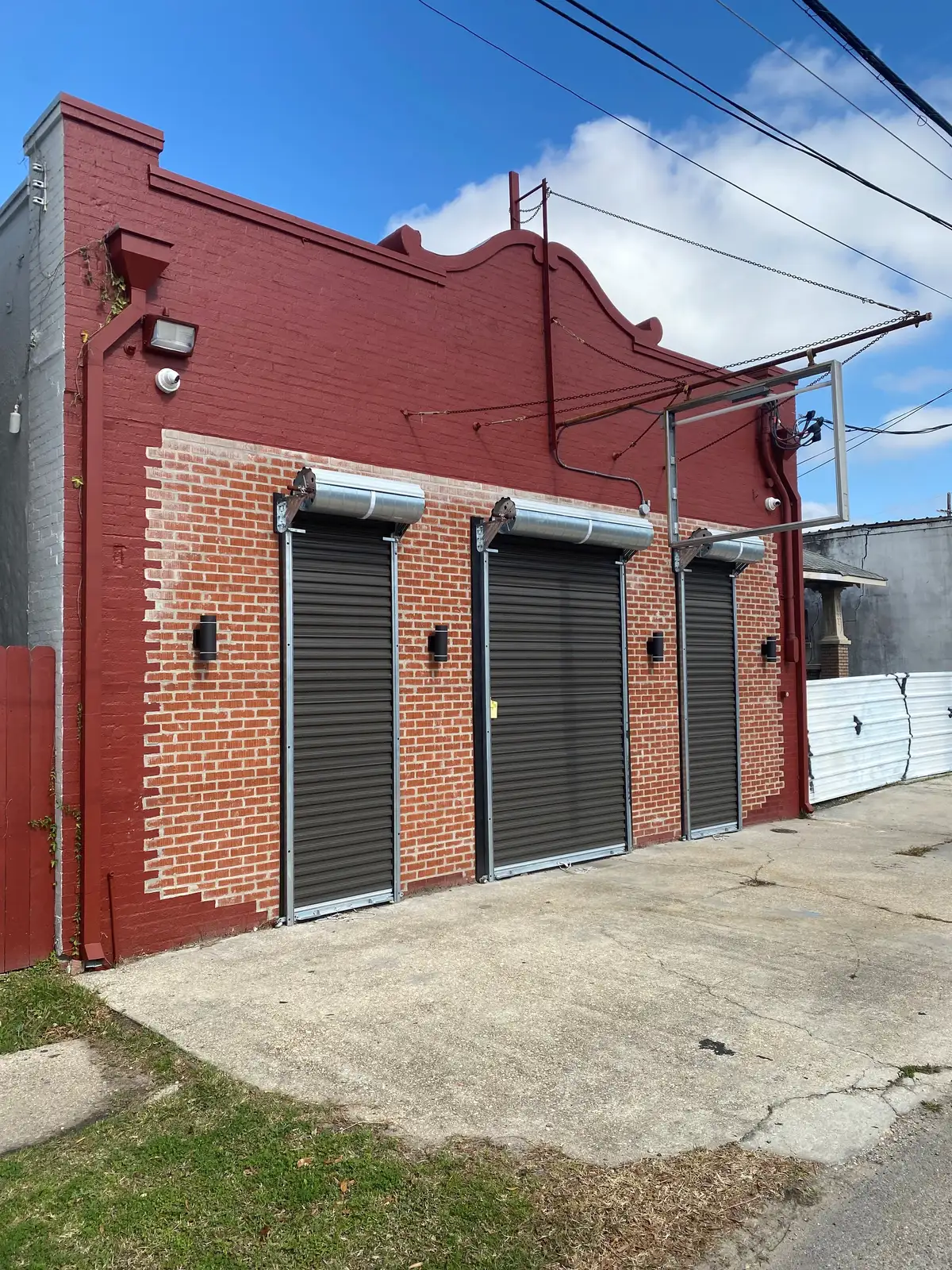 4321 S Claiborne Ave, New Orleans, LA 70125