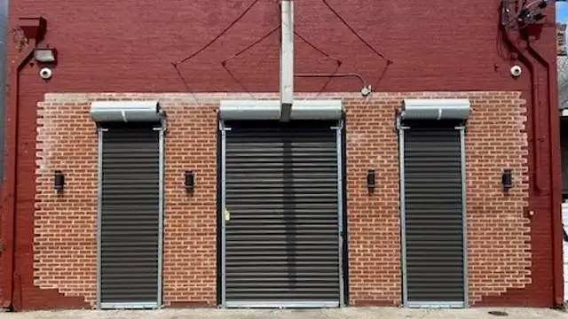 4321 S Claiborne Ave thumbnail 2