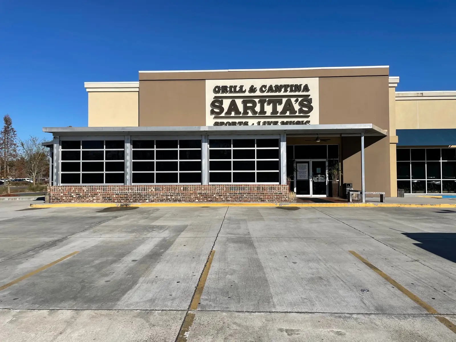 Retail Suite For Lease