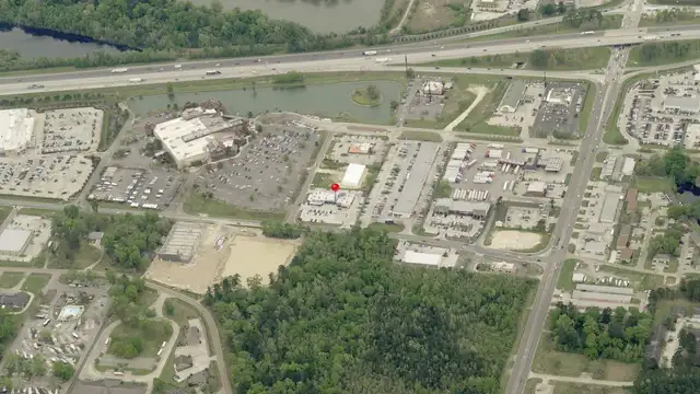 Retail Suite For Lease thumbnail 4