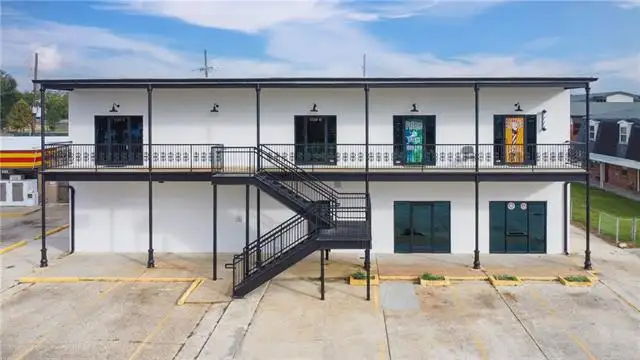 1720 Carrollwood Dr thumbnail 2