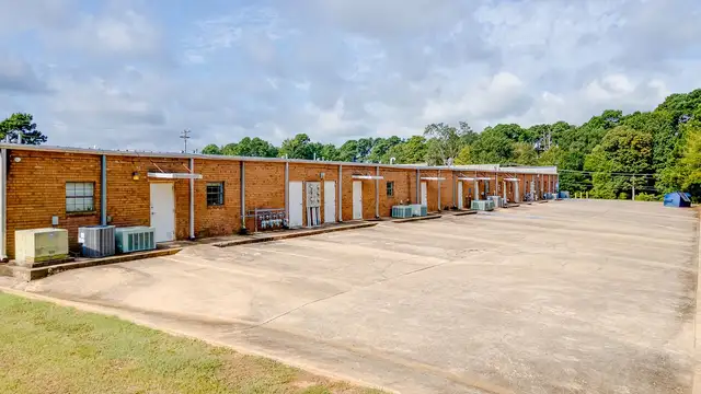 1756 Texas St. thumbnail 2
