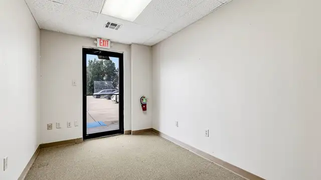 1756 Texas St. thumbnail 3