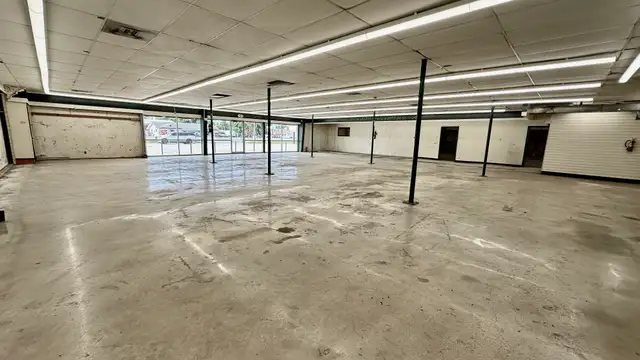 2118 E Napoleon St thumbnail 4