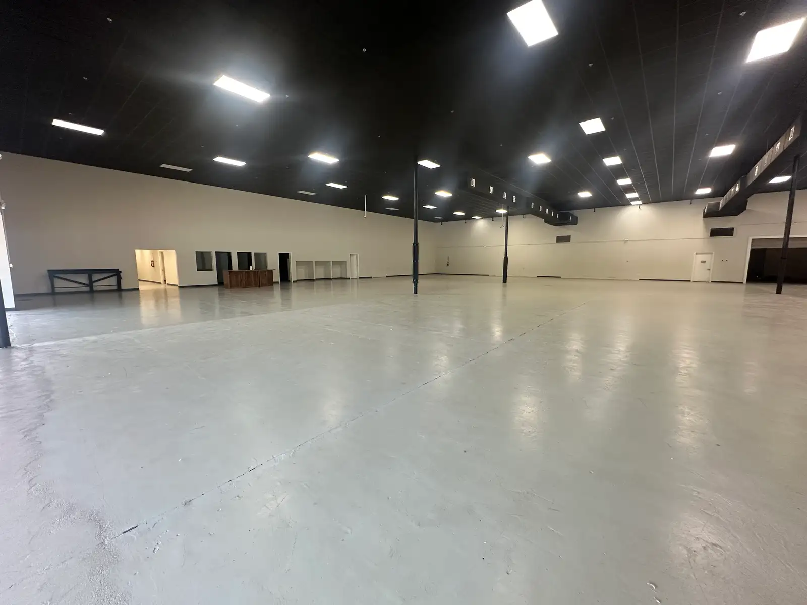 Suite 7130 - 7116 Antioch Rd.