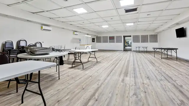 Restaurant Space for Sale thumbnail 4