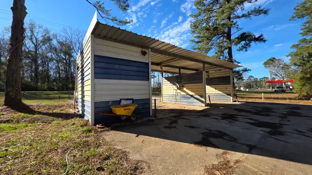 4849 US-167 thumbnail 3