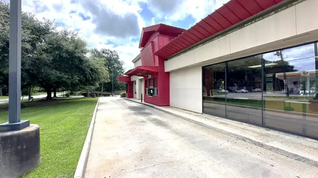 11682 Plank Rd thumbnail 4