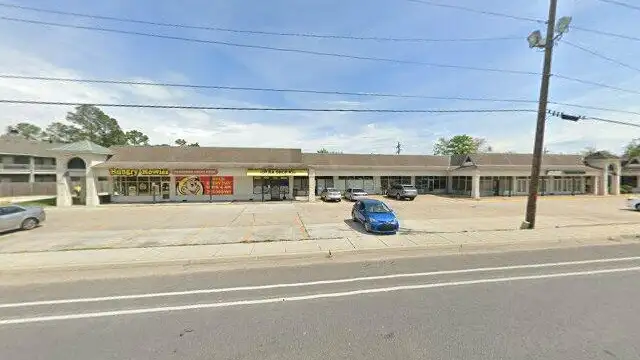 Beau Chene Shopping Center thumbnail 3