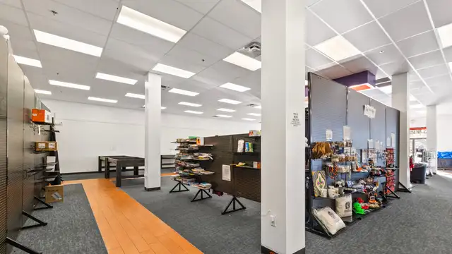 Retail Suite For Lease thumbnail 5
