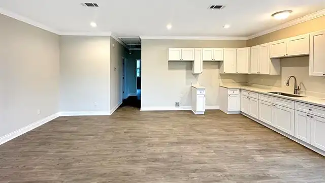 15 Units New Constructions and Renovations thumbnail 3