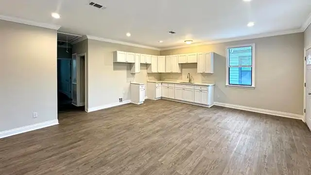 15 Units New Constructions and Renovations thumbnail 5