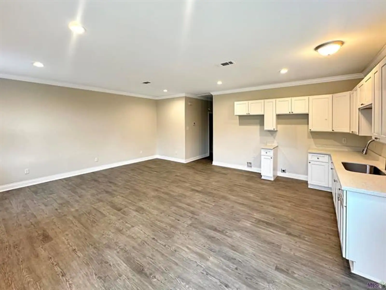 15 Units New Constructions and Renovations