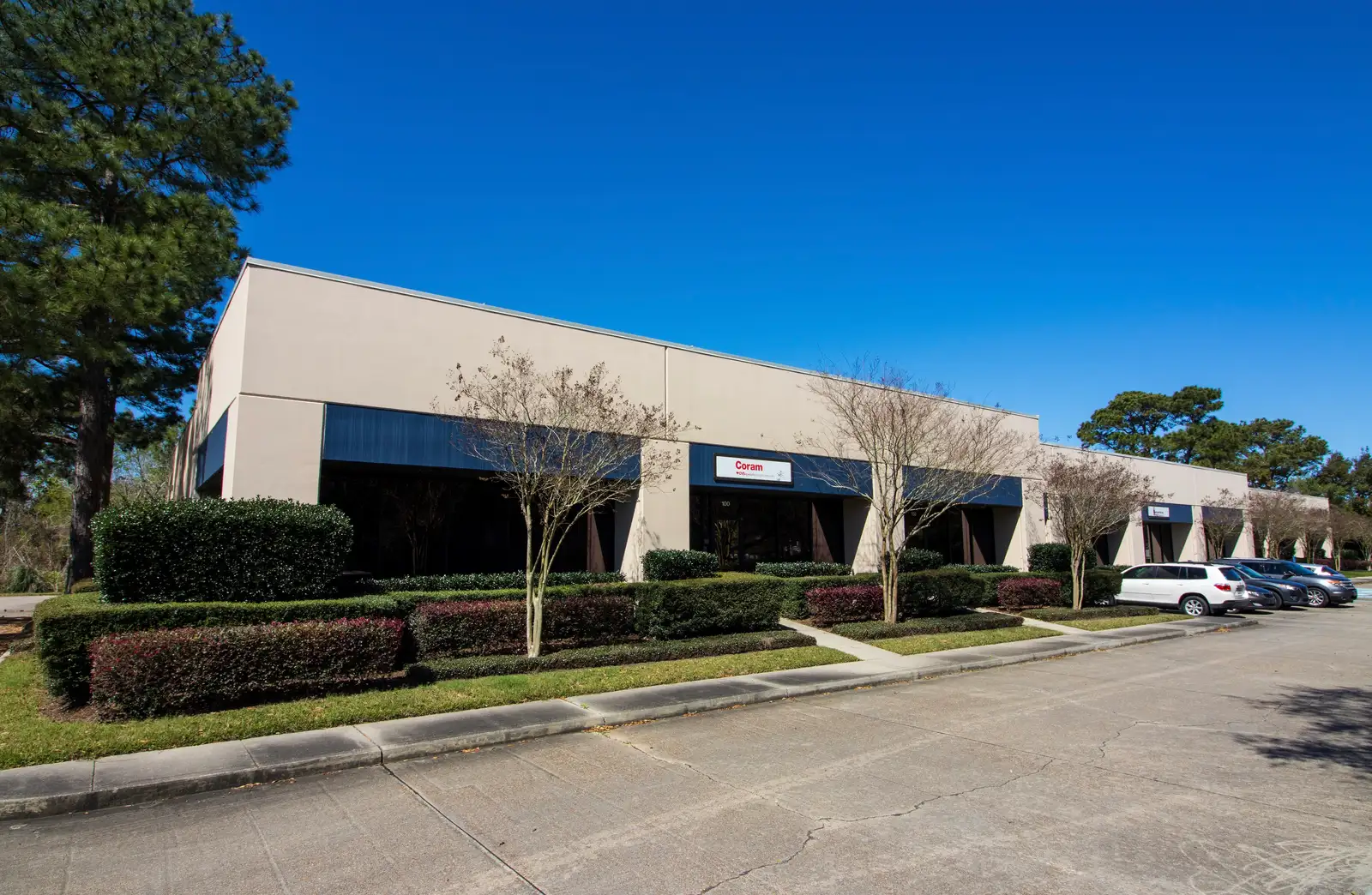 115 James Drive West image 11