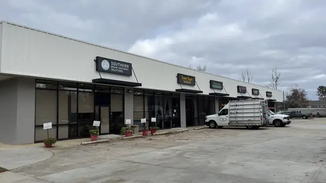 Retail Site Northwest Quadrant Hwy 22 & N Causeway thumbnail 4