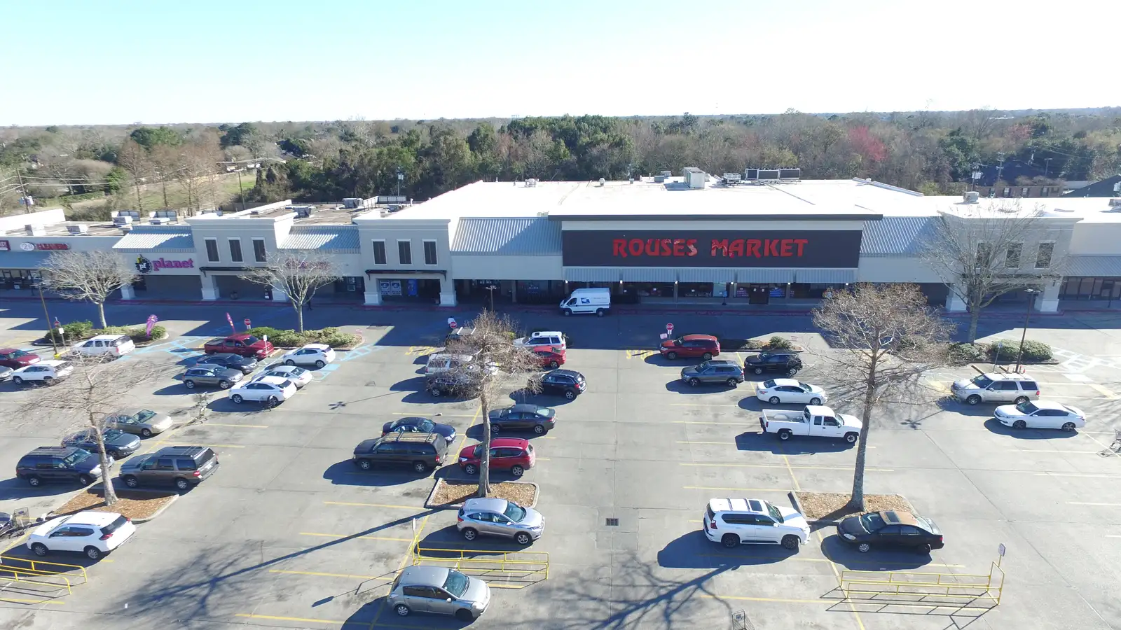 Holiday Square Shopping Center