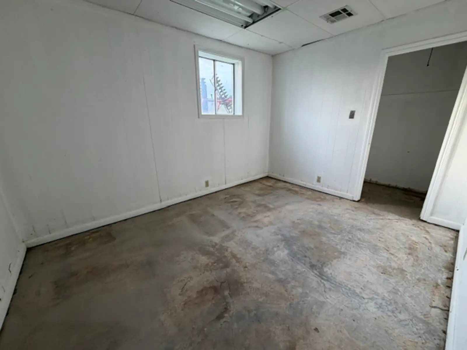 1427 W Linwood Dr image 18