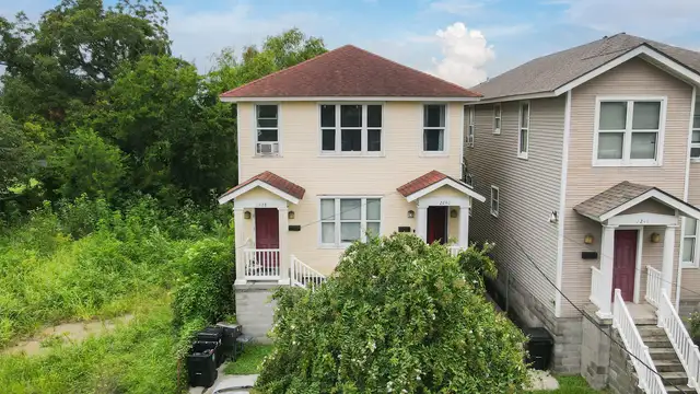 View image 17