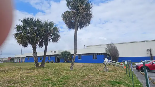 View image 18