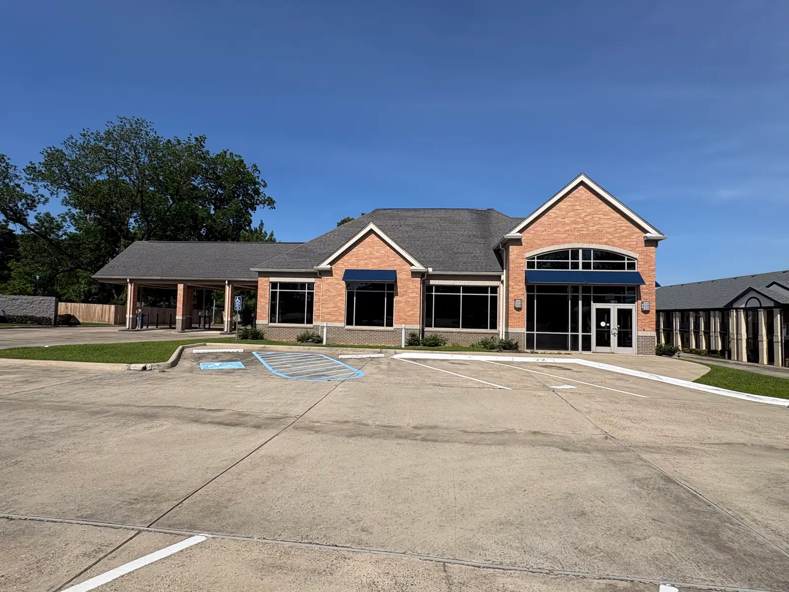 Prime Commercial Building with 2 Parcels