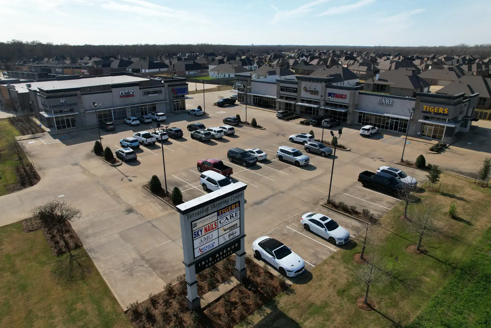 100 Versailles Blvd, Alexandria, LA 71303