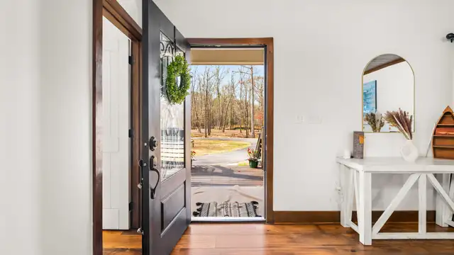 54 Indian Creek Rd thumbnail 3