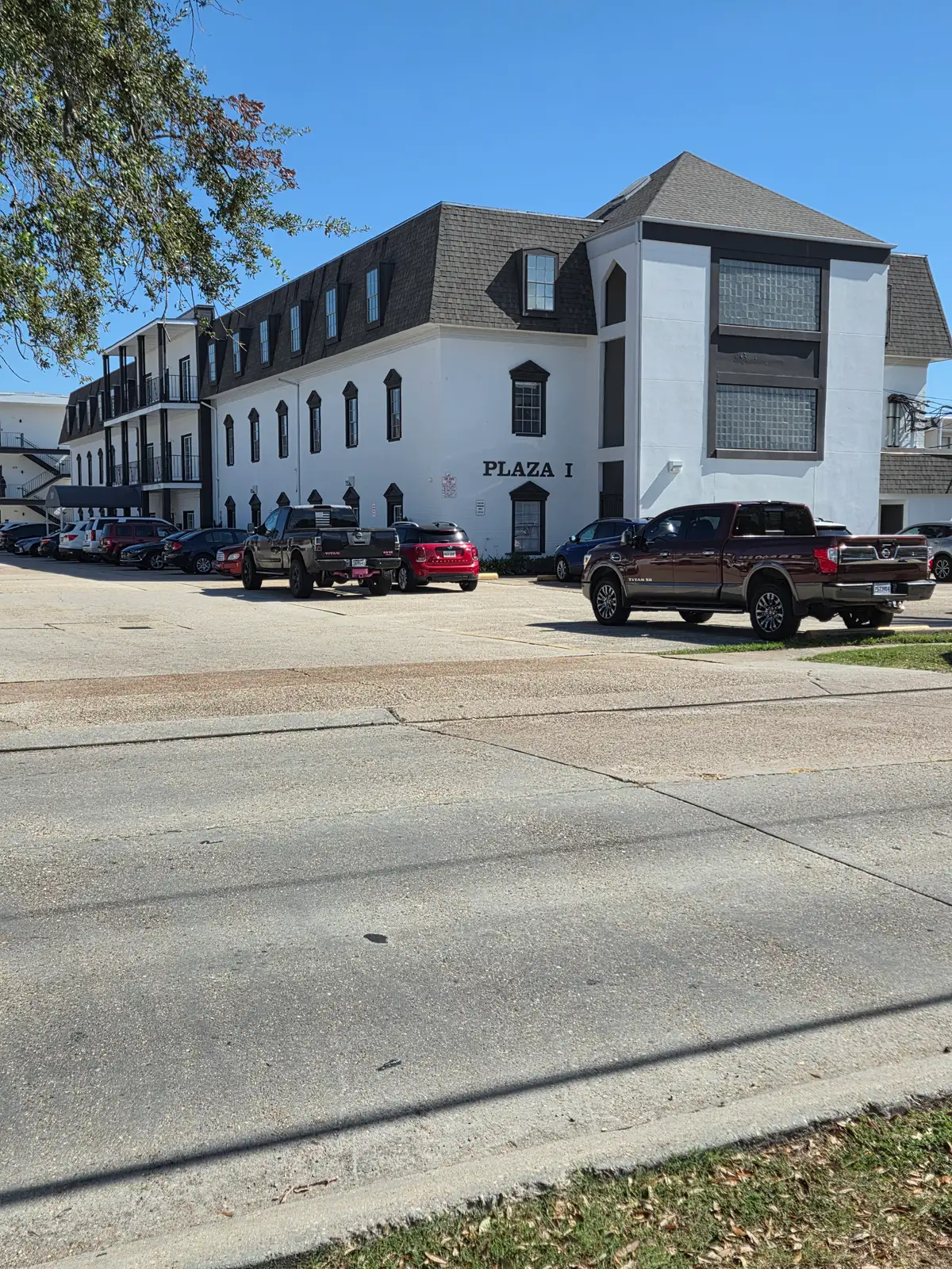 3901 Houma Blvd, Plaza I
