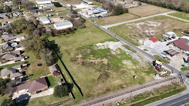 (REDUCED PRICE) 3.3 acres, 2002 American Way, Port Allen, LA thumbnail 5