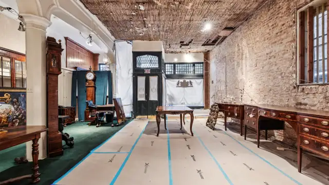 409 Royal St thumbnail 3