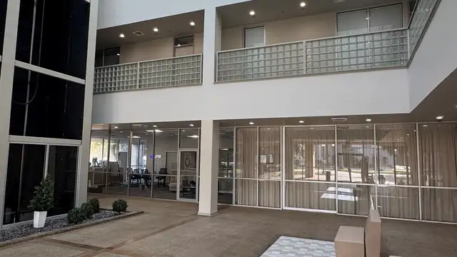 3340 Severn Ave thumbnail 2