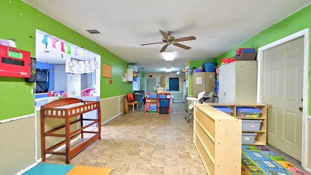 1629 Hickory Ave thumbnail 5