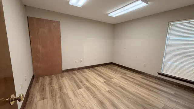 13003 Justice Ave thumbnail 3
