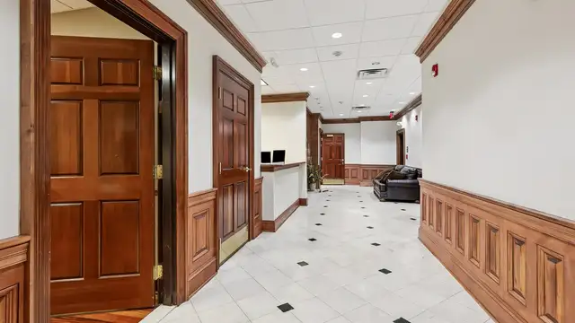 Highly Visible Mid-City Office Building with Ample Parking thumbnail 4