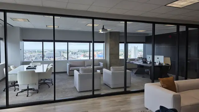 400 Poydras St Sublease thumbnail 5