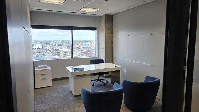 400 Poydras St Sublease thumbnail 4