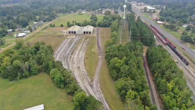 Rail-Served Industrial Facility thumbnail 3