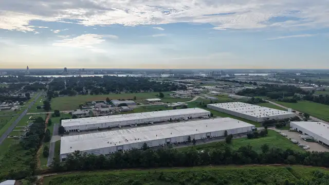 Baton Rouge West Distribution Center Sublease thumbnail 2