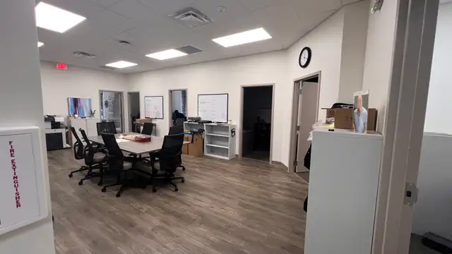 Suite 5 - IT Space - Open Work Area w/ Perimeter offices - Essen Oaks Office Park thumbnail 4