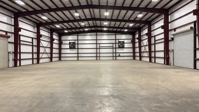 6087 Commerce Pointe Drive thumbnail 3