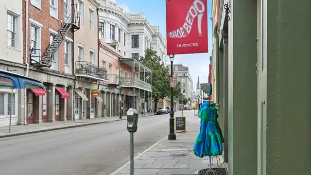 324 Chartres Street thumbnail 2